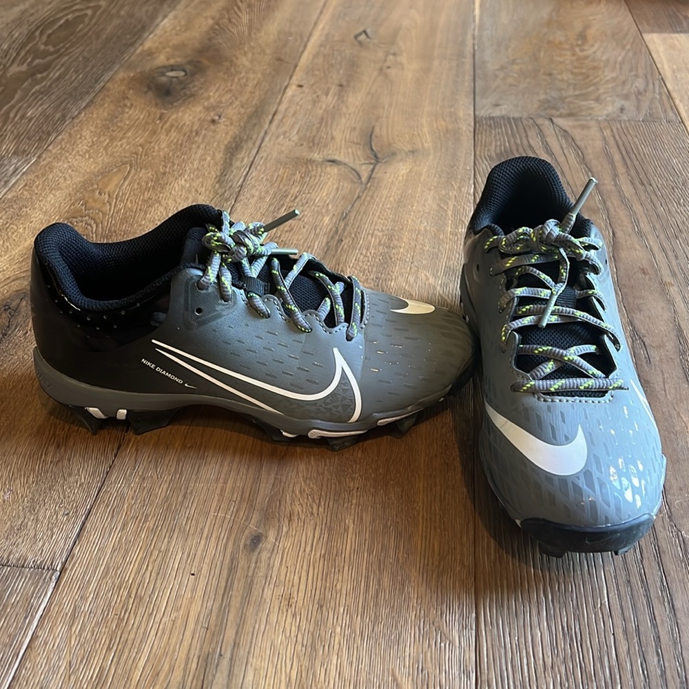 Nike Girls Softball Cleats